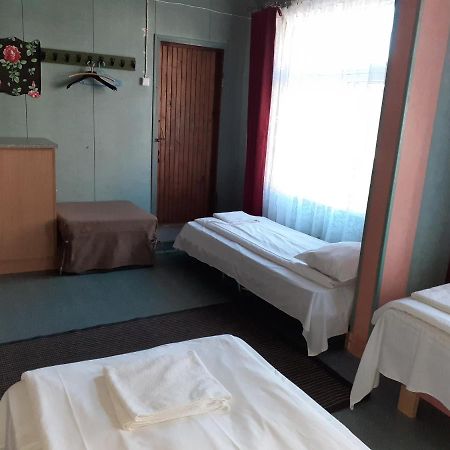 Budget Hostel Parnu Ngoại thất bức ảnh