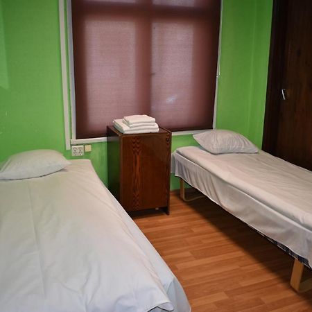 Budget Hostel Parnu Ngoại thất bức ảnh