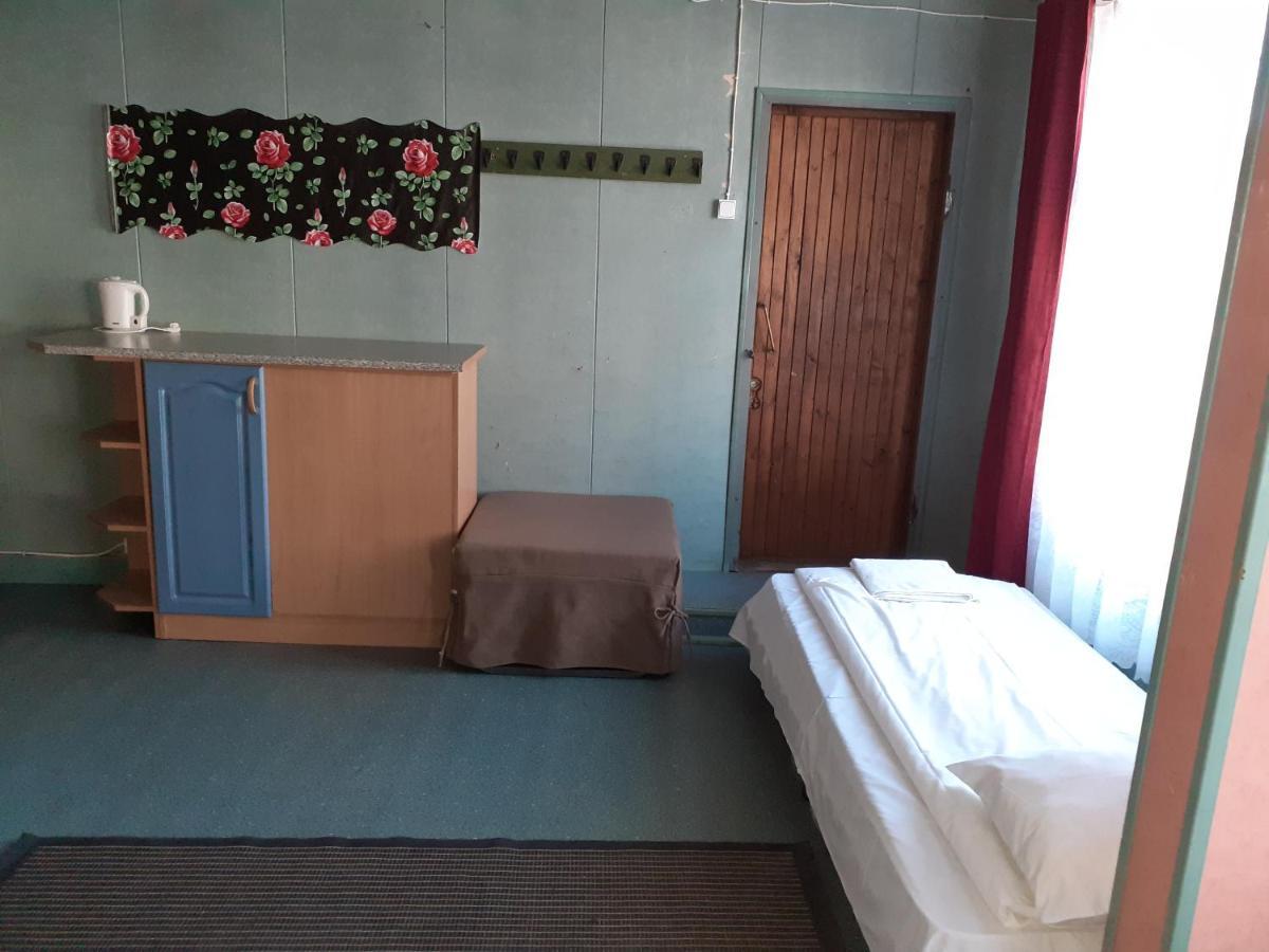 Budget Hostel Parnu Ngoại thất bức ảnh