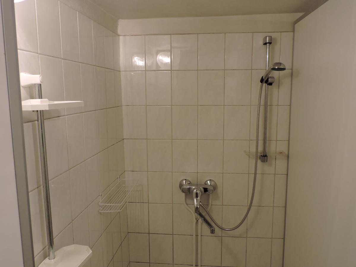 Budget Hostel Parnu Ngoại thất bức ảnh
