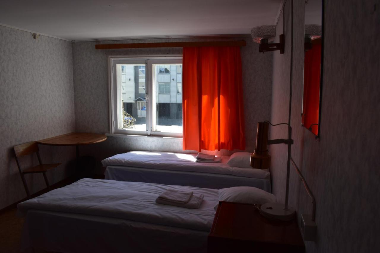 Budget Hostel Parnu Ngoại thất bức ảnh