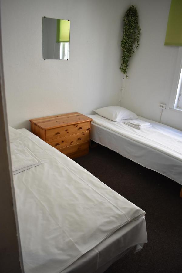 Budget Hostel Parnu Ngoại thất bức ảnh